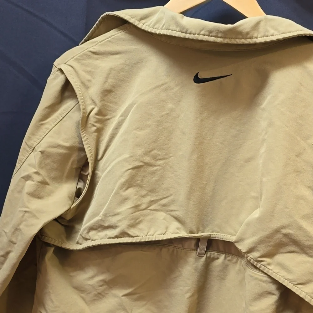 NIKE | Men's Standard Fit Breathable | Bomber Style Jacket | Size Medium​